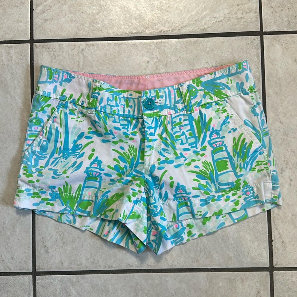 Lilly Pulitzer Lighthouse Beach Print Walsh‎ Shorts